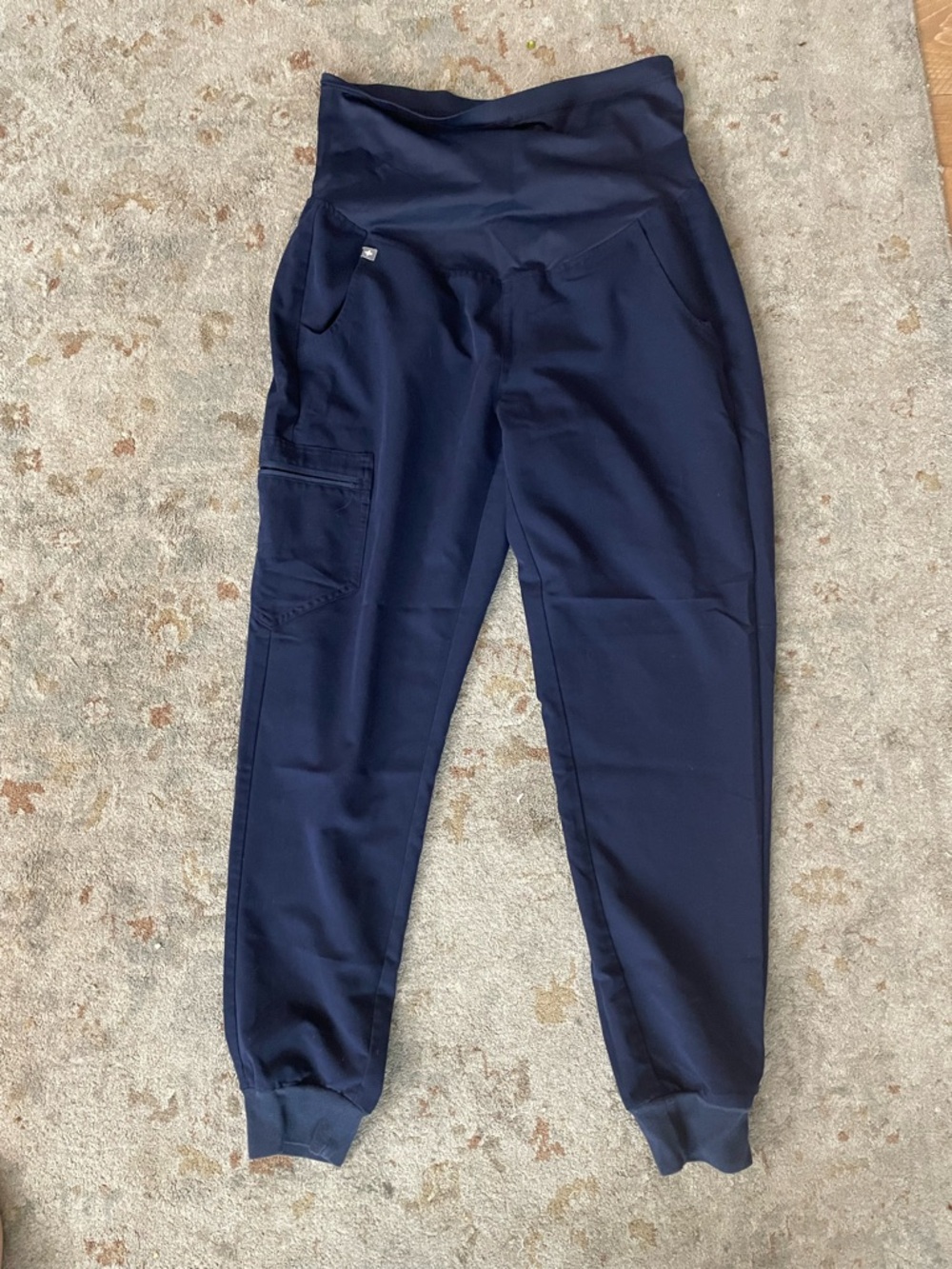 Figs maternity Navy High-Waist Cargo Joggers